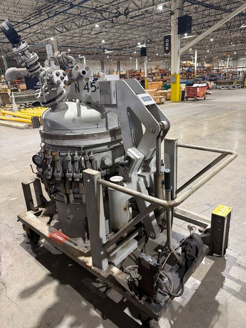 2.9 gallon Estrella AG #34129, glass lined pressure reactor/autoclave, 1991 - Image 6