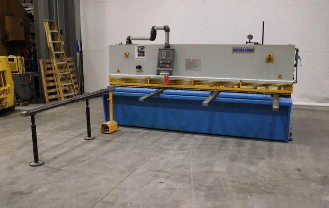 1/4" x 10' Birmingham #H-1035-C, hydraulic power squaring shear, 24" backgauge, 14 SPM, 10 HP - Image 1