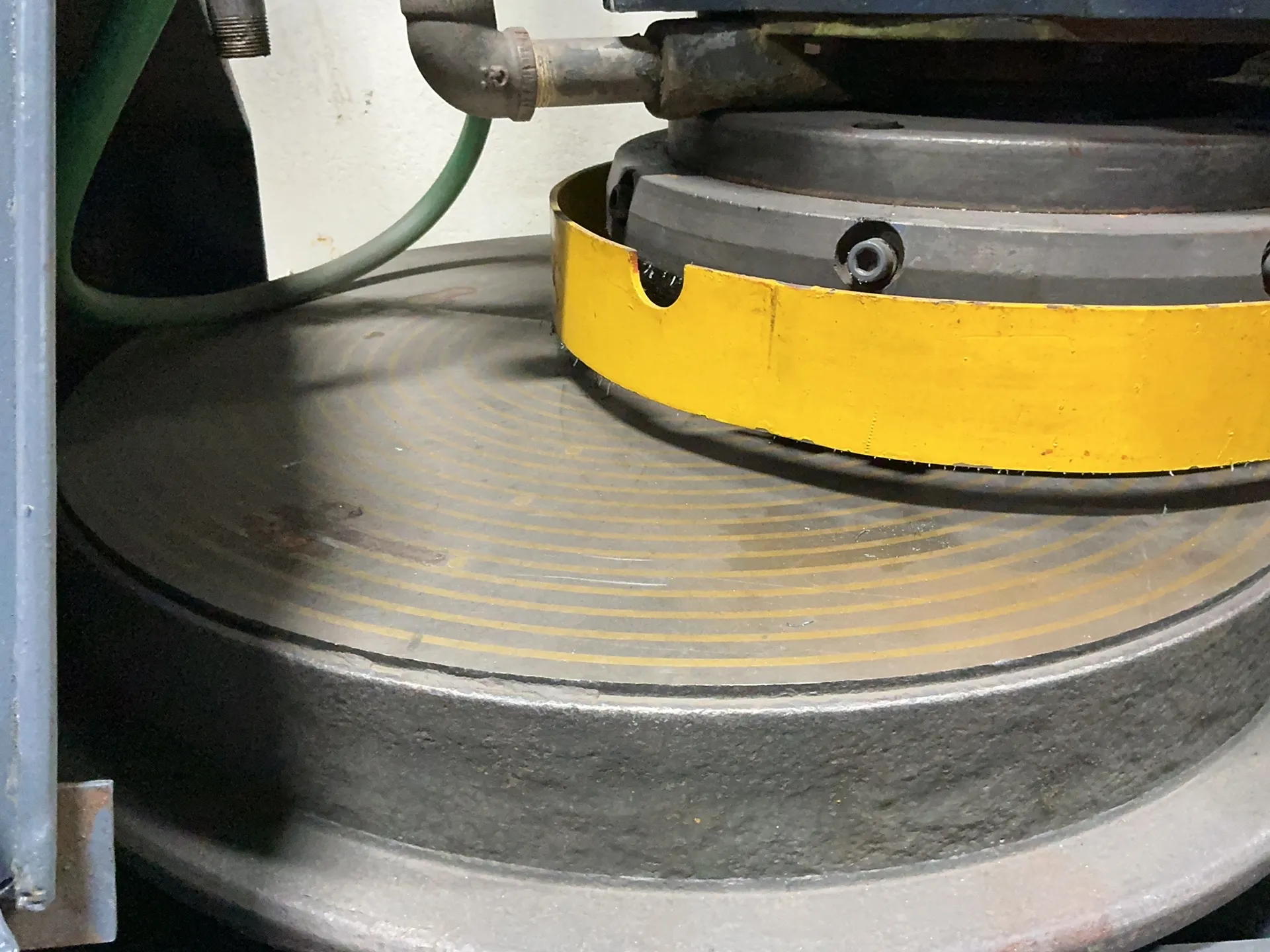 Blanchard #18, 30" rotary surface grinder - Image 5
