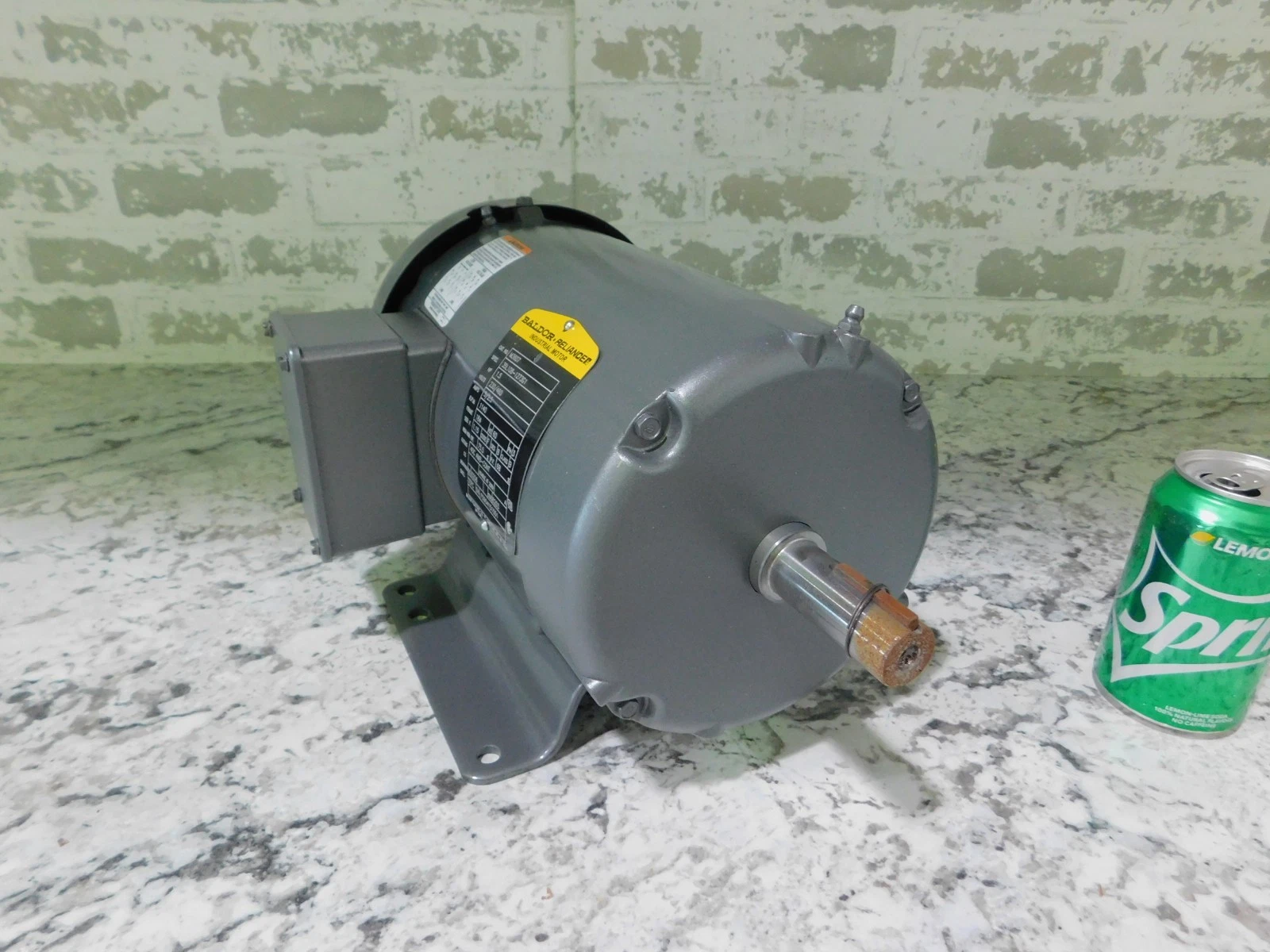 Skidmore Wilhelm #MZ, Bolt Tension Calibrator, 126,000 lbs. - Image 3