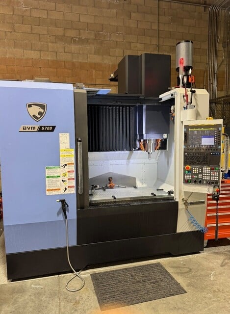 Daewoo Doosan #BVM-5700, CNC Vertical Machining Center, 41.3" X, 22.4" Y, 18.1" Z, 22.44" x 51.18" table - Image 2