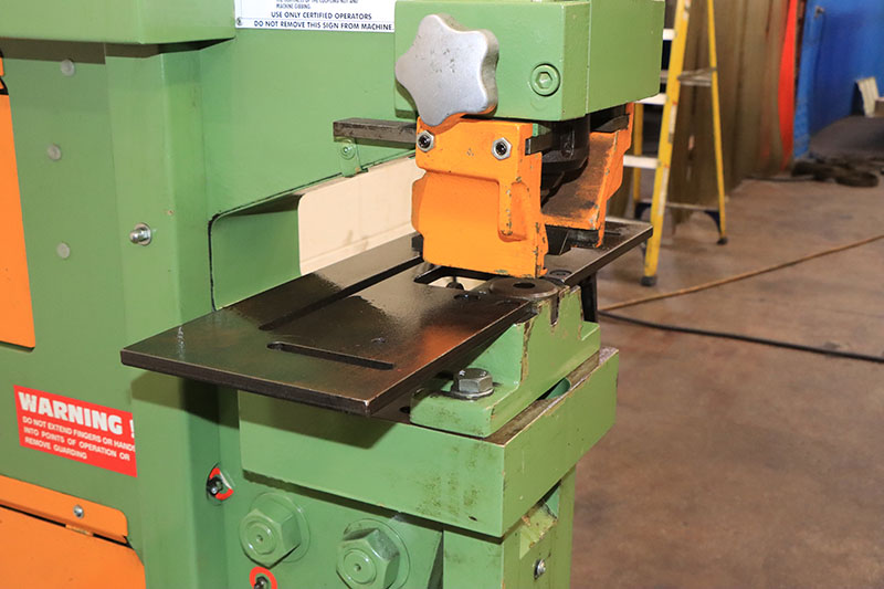 5" x 5" x 3/8" Peddinghaus #Peddiworker-1, hydraulic ironworker, 100 ton, 10" throat, 1-5/8" stroke, 16" flat - Image 5