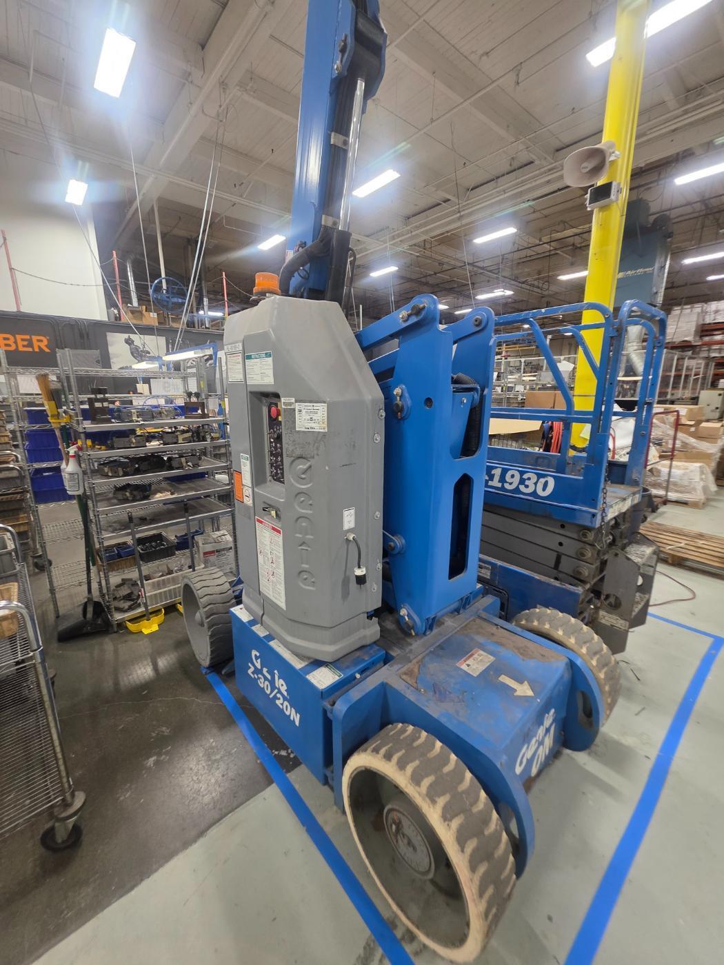 500 lb. Genie #Z-30/20N, electric articulating boom lift, 4' jib length, 36' lift height - Image 6