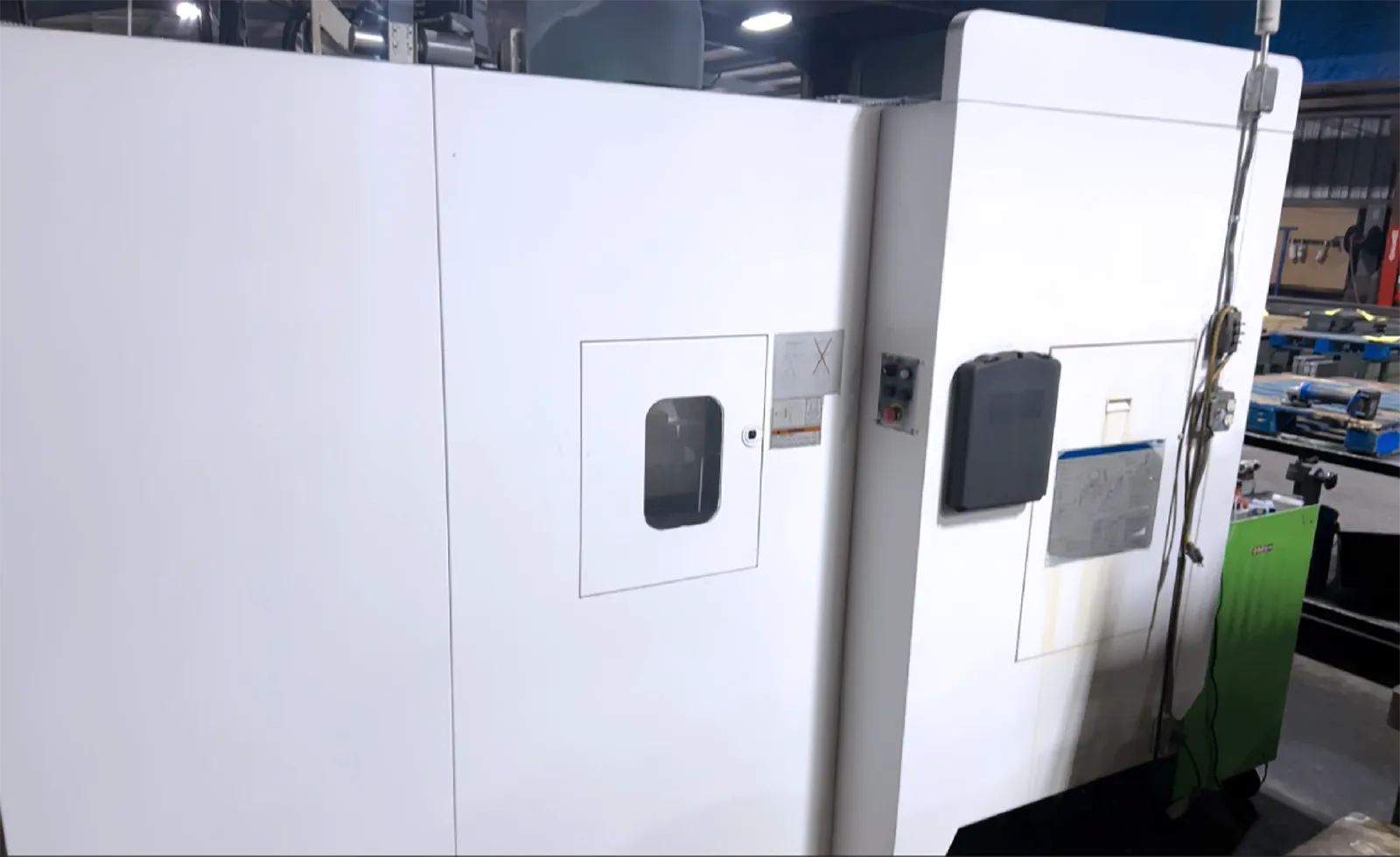 Mazak #VTC-200C, CNC vertical machining center, 24 automatic tool changer, 65.3" X, 20" Y, 20" Z, 10000 RPM - Image 3