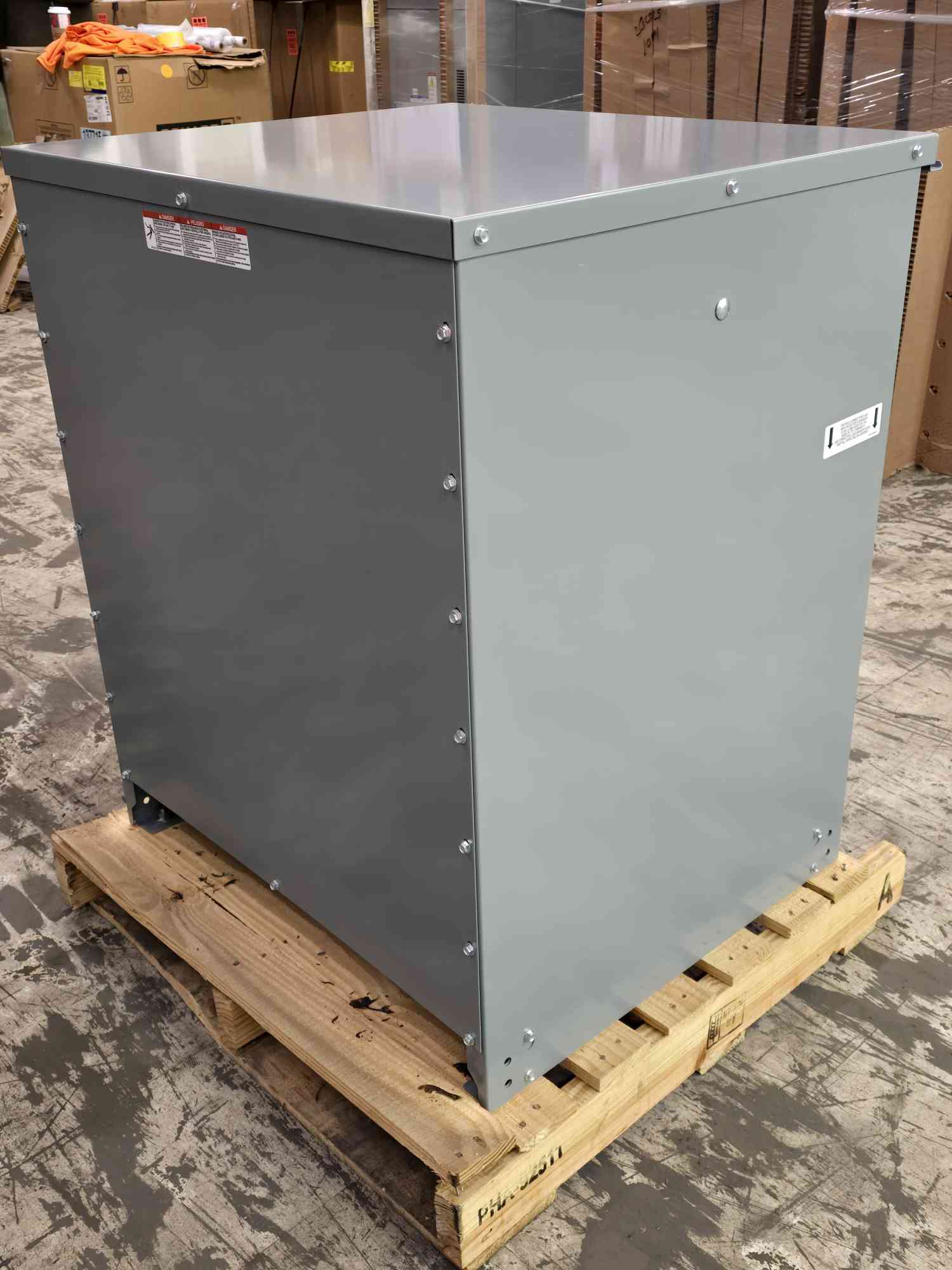 112.5 KVA 480 Primary, 208Y/120 Secondary, Square D, dry type, 3 phase, new - Image 2