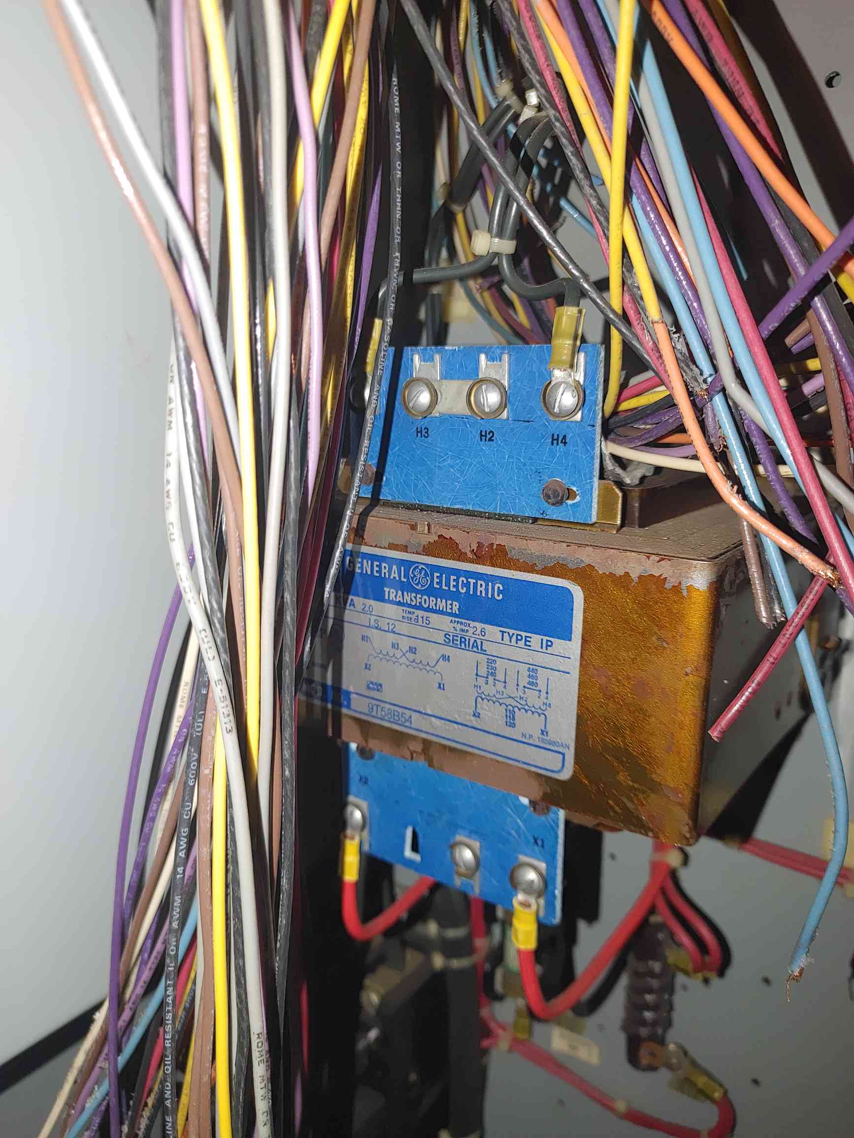 General Electric #232YDJ41F9BCH, automatic compressor control, 460 Volts, 3 phase, 400A breaker (2 available) - Image 6