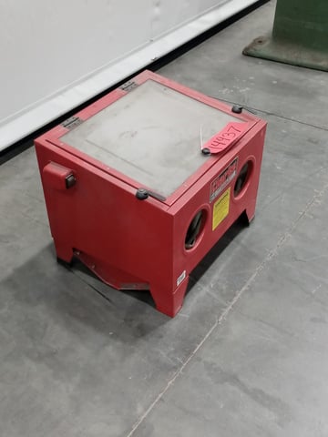 Sandblast Cabinet - Image 2