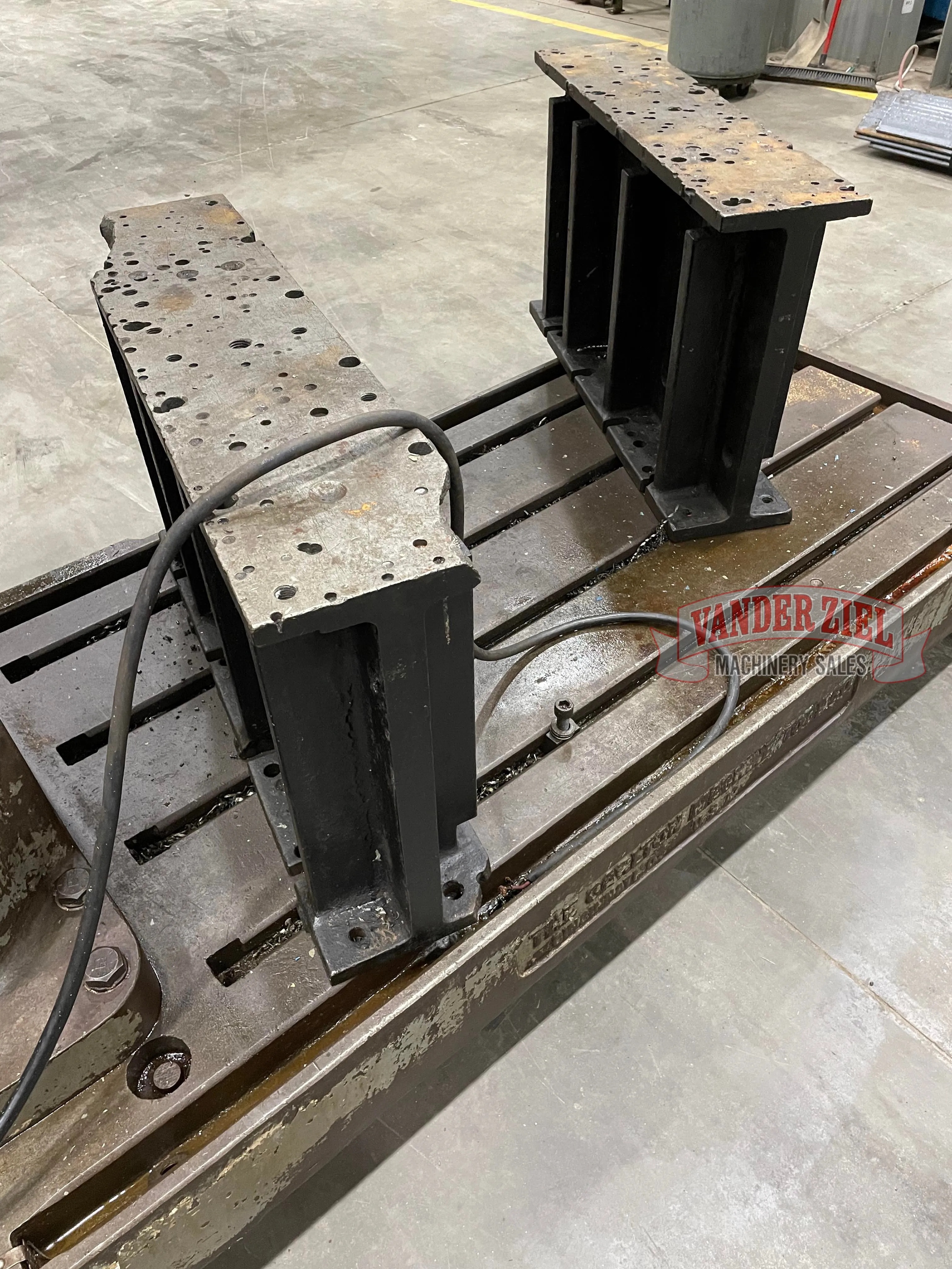 6' -15" Carlton #3A, Radial Drill, 8'-4" arm swing, 77" x 36" base working surface, 1200 RPM - Image 6