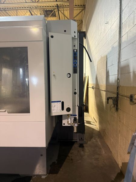 Haas #VM-6, CNC Vertical Machining Center, 64" X, 32" Y, 30" Z, 12000 RPM, 30 automatic tool changer, thru - Image 4