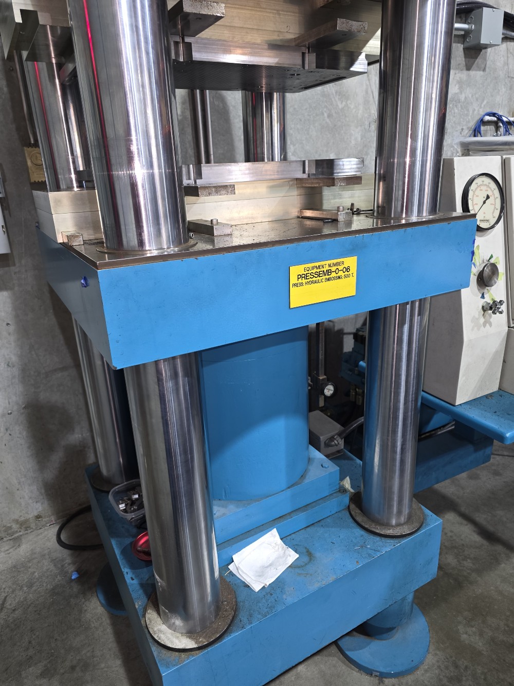 500 Ton, Hyseco, 4-Post Compression / Embossing Hydraulic Press, 6" stroke - Image 7