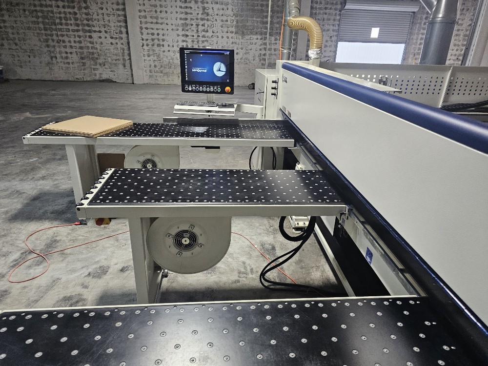 SCM Gabbiani #P75, Automatic Front Load Panel Beam Saw, 500 hours, pristine condition, 2019 - Image 5