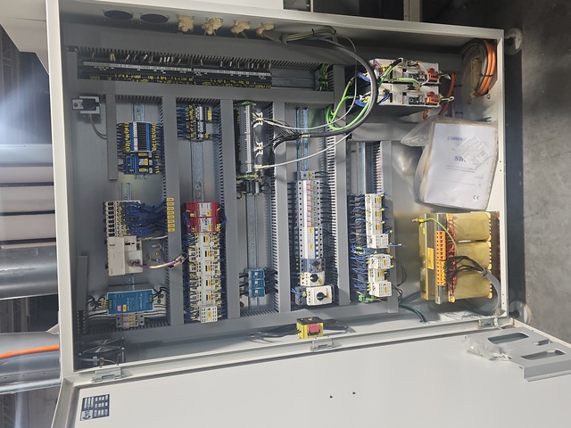 SCM Gabbiani #P75, Automatic Front Load Panel Beam Saw, 500 hours, pristine condition, 2019 - Image 10