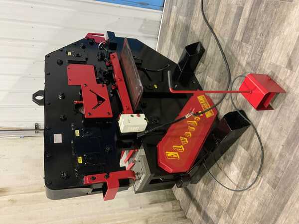 6" x 6" x 1/2" Edwards #Jaw-V, hydraulic ironworker, 115 ton, 12" throat, 7.5 HP, 30 SPM, 2000 - Image 1