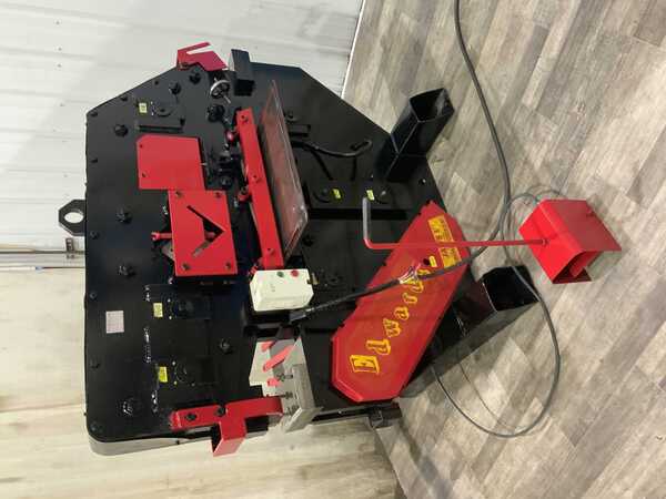 6" x 6" x 1/2" Edwards #Jaw-V, hydraulic ironworker, 115 ton, 12" throat, 7.5 HP, 30 SPM, 2000 - Image 10