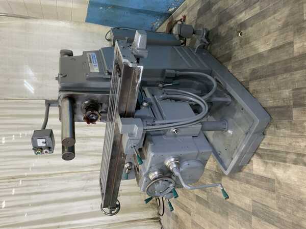 Kearney & Trecker #307-S12, horizontal mill, 62-1/2" x12" table, 47° table swivel, coolant - Image 2