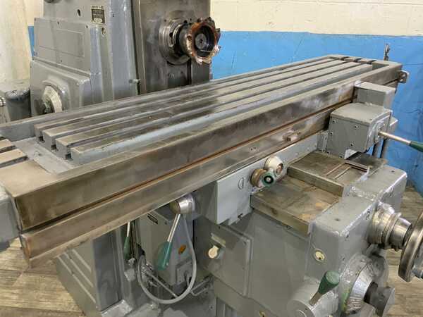 Kearney & Trecker #307-S12, horizontal mill, 62-1/2" x12" table, 47° table swivel, coolant - Image 8