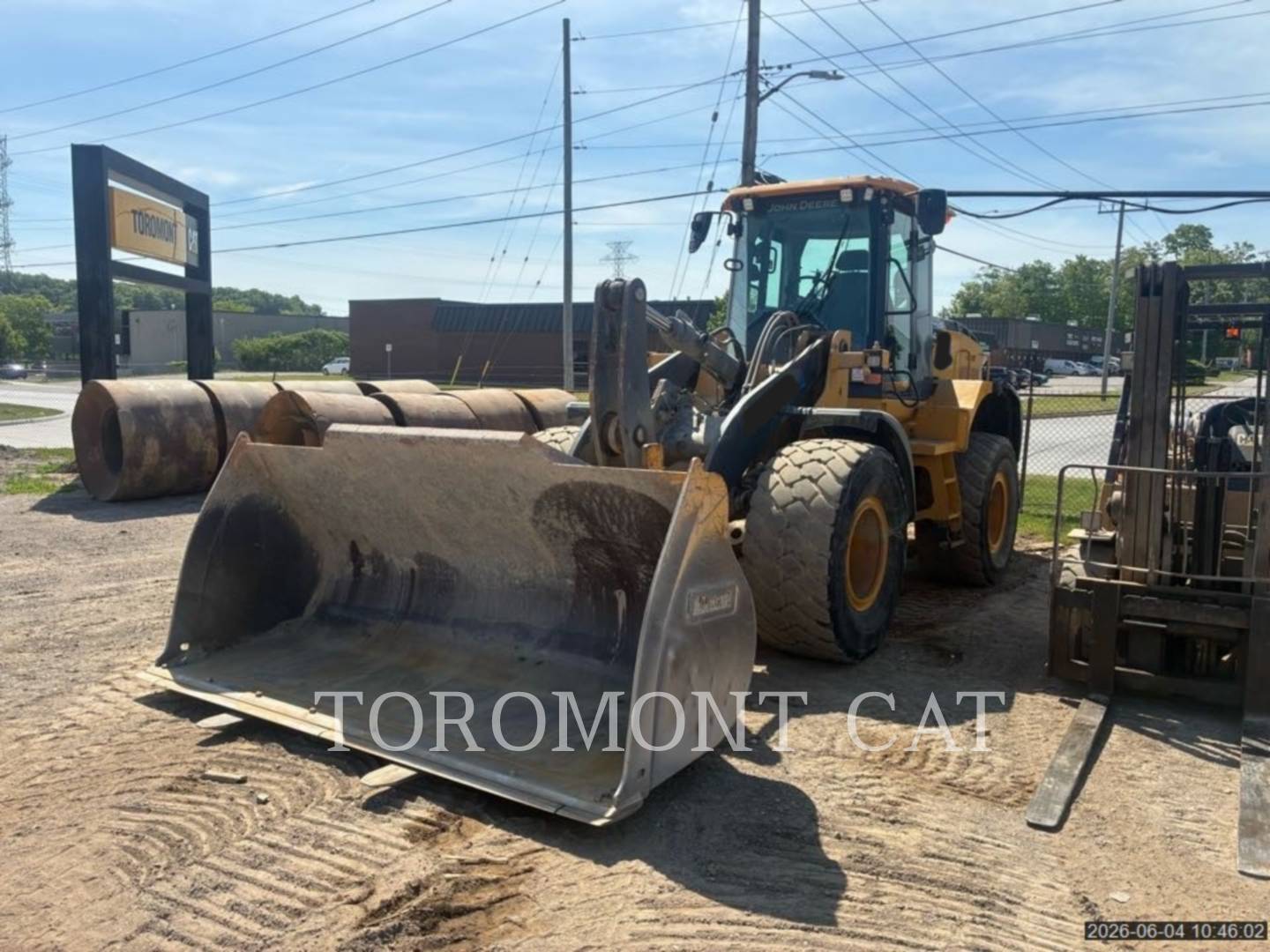 Deere & Co. 624P, Wheel Loader, 8295 hours, S/N: 1DW624PAVMLZ12217, 2021 - Image 1