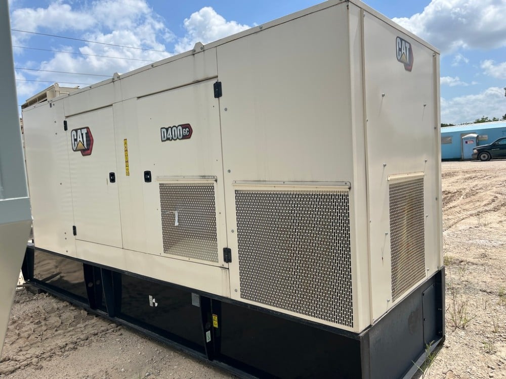 400 kW Caterpillar #D400GC, 480 Volts, Sound Enclosure, Base Fuel Tank, CAT Warranty, surplus/unused, 2022 - Image 4