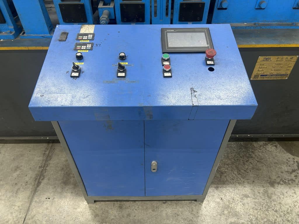 18 Stand, ZTRFM #F595, roll forming line, MCHGS touchscreen HMI Control, (2) 7.5 KW Omiter geared motors, 2022 - Image 4