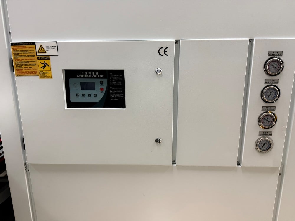 Lienm #HTI-30AD, Industrial Water Chiller, with 528 Gallon Water Holding Tank, brand new - Image 7