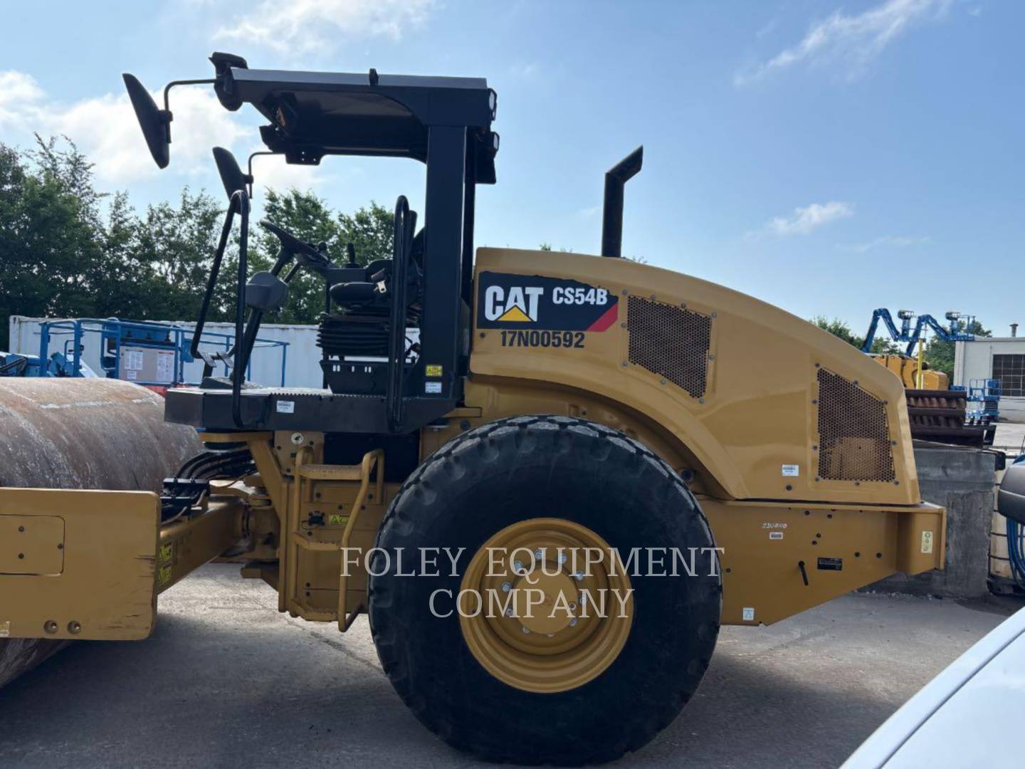 Caterpillar CS54BO, Compactor, 378 hours, S/N: CS500460, 2017 - Image 4
