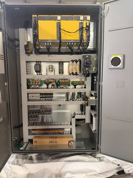 DMC #DL-55, CNC lathe, Fanuc 0iT, 30.5" swing, 21" chuck, 6.3" bar, programmable tailstock, brand new in crate - Image 9