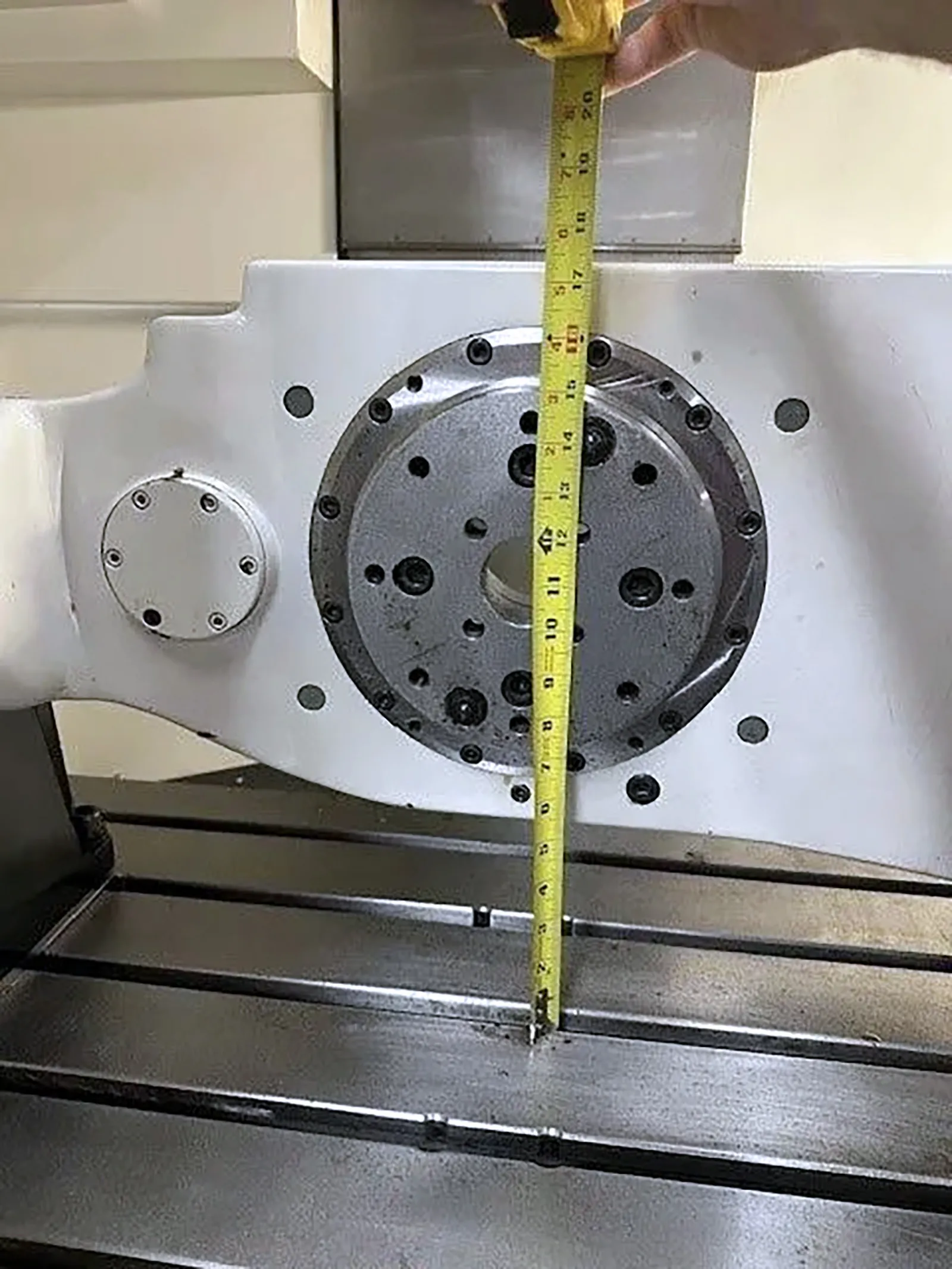 Mazak #VCN-530/5AX, CNC 5-axis vertical machining center, 41.3" X, 20.9" Y, 20.9" Z, 12000 RPM, 30 automatic - Image 4