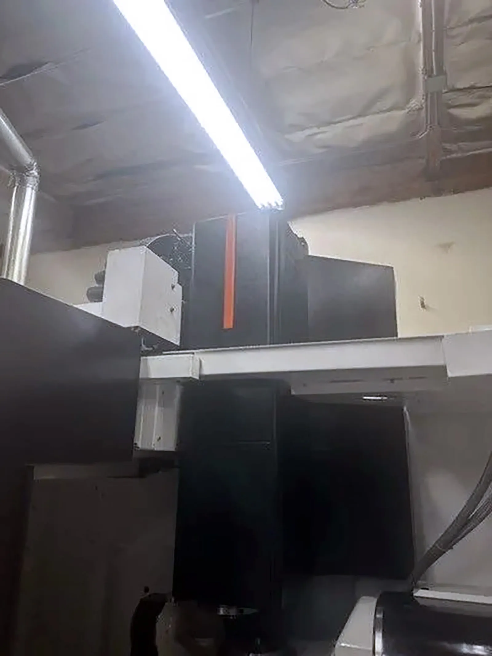Mazak #VCN-530/5AX, CNC 5-axis vertical machining center, 41.3" X, 20.9" Y, 20.9" Z, 12000 RPM, 30 automatic - Image 7