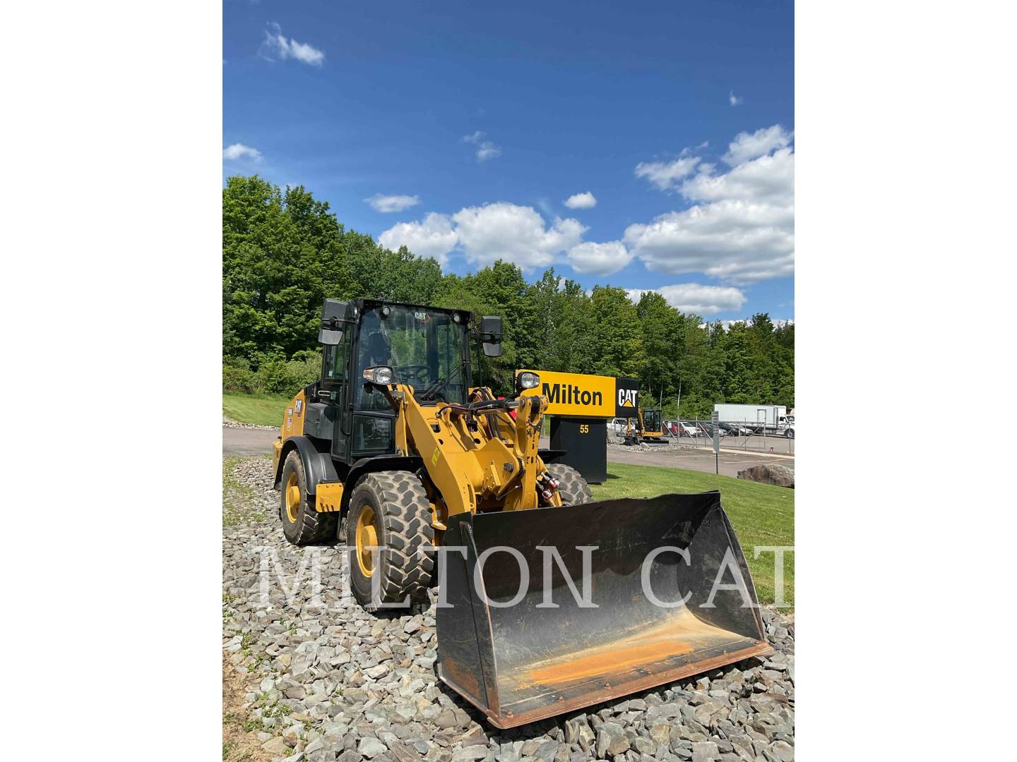Cat 906, Wheel Loader, 720 hours, S/N: MZ601060, 2024 - Image 2