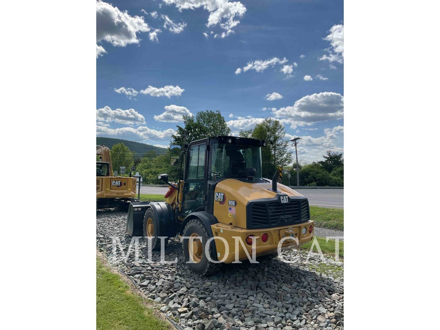 Cat 906, Wheel Loader, 720 hours, S/N: MZ601060, 2024 - Image 4