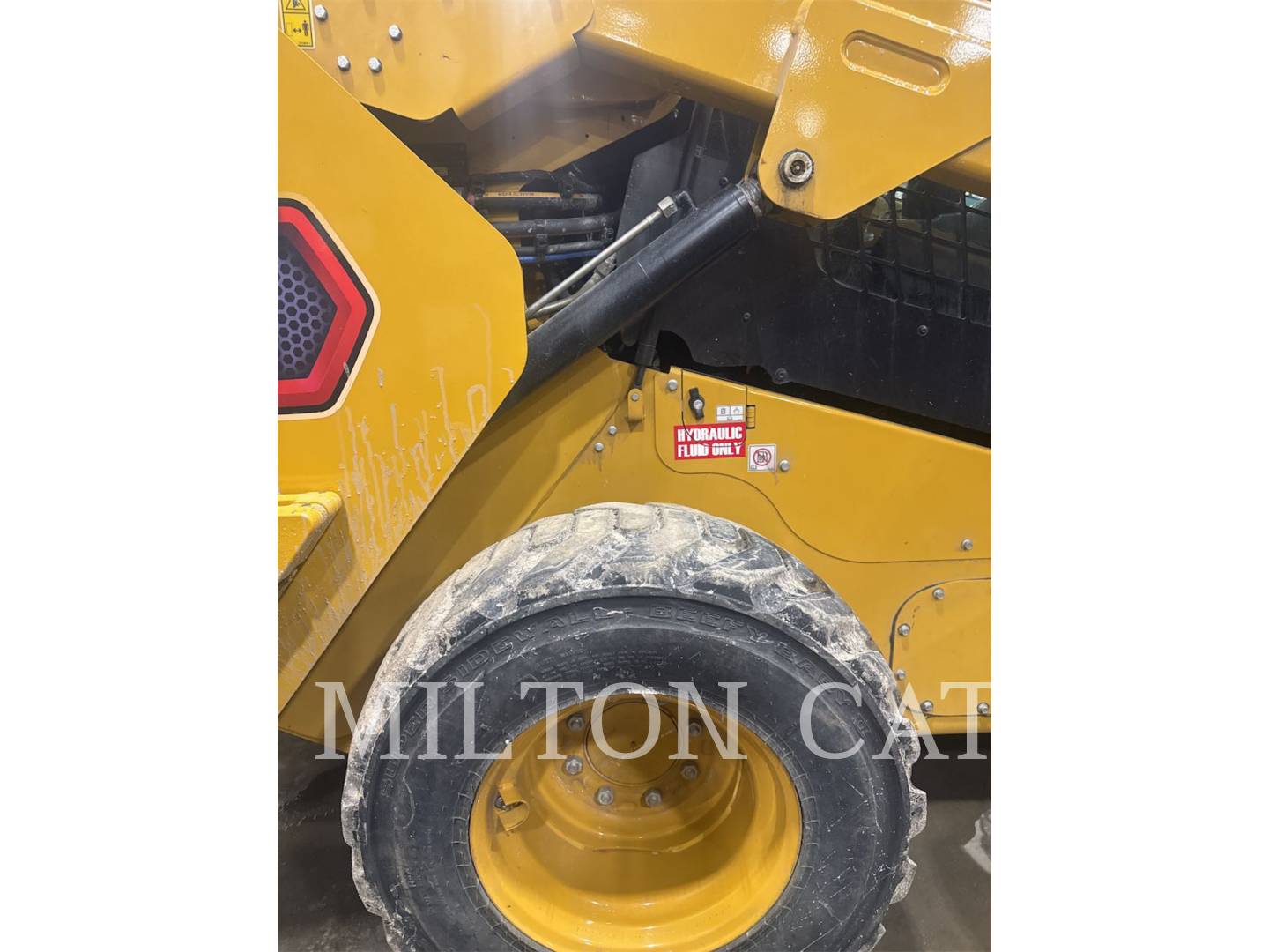 Cat 262D3, Skid Steer Loader, 285 hours, S/N: TP401860, 2023 - Image 7