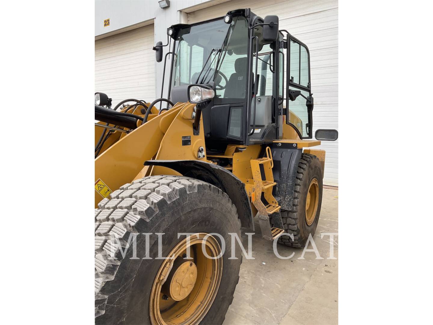 Cat 920, Wheel Loader, 498 hours, S/N: SL401951, 2024 - Image 3