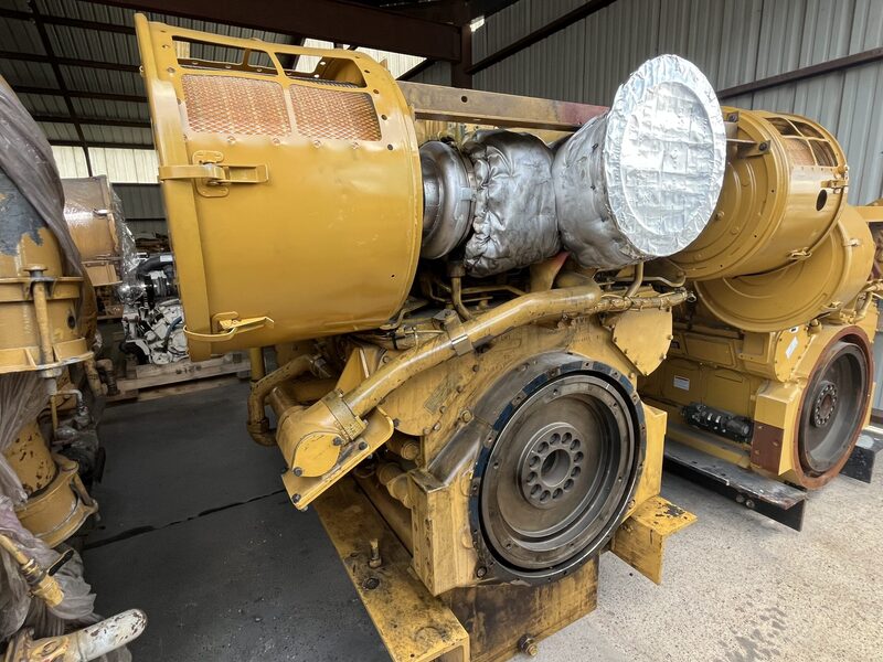 1000 HP Caterpillar #3508B, diesel marine engine, 1600 RPM, sound attenuated enclosure 0, 2002 - Image 5