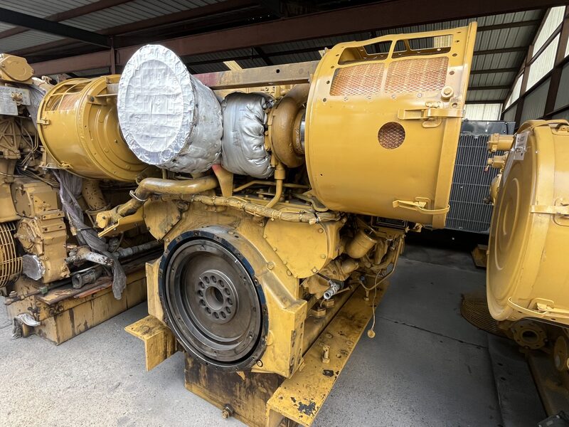 1000 HP Caterpillar #3508B, diesel marine engine, 1600 RPM, sound attenuated enclosure 0, 2002 - Image 9