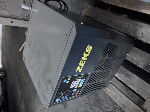 25 cfm, 140&deg;F, 203 psig, Zeks #25NCEA1D0, refrigerated air dryer, 115 V. - Image 4