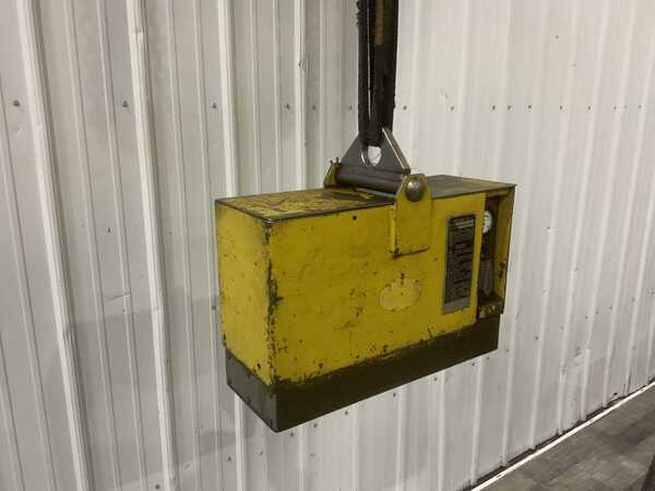 Magnalift #LB4G, 3500 lb. lifting magnet, built-in charger, 20" base length, 7" base width - Image 7