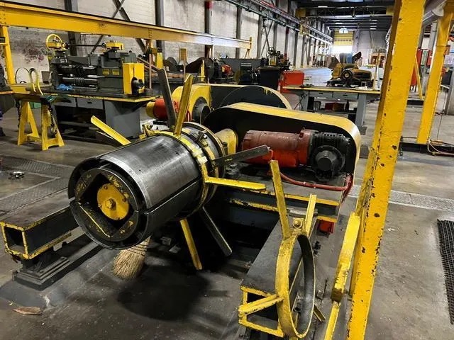 24" x .09" Ruesch, slitting line with option for 2nd head, 5000 lb., 31" mandrel face, sliding base - Image 1