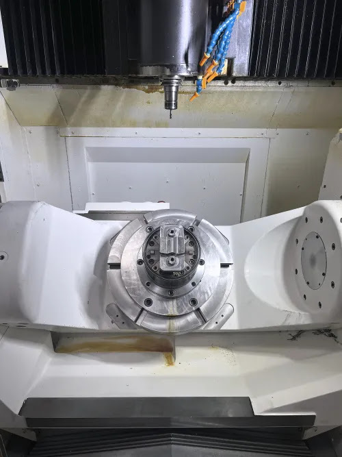 Okuma #Genos-M460V-5AX, 5-Axis Vertical CNC Machining Center, 30" X, 18.1" Y, 18.1" Z, 30 HP, 15000 RPM, 32 - Image 2