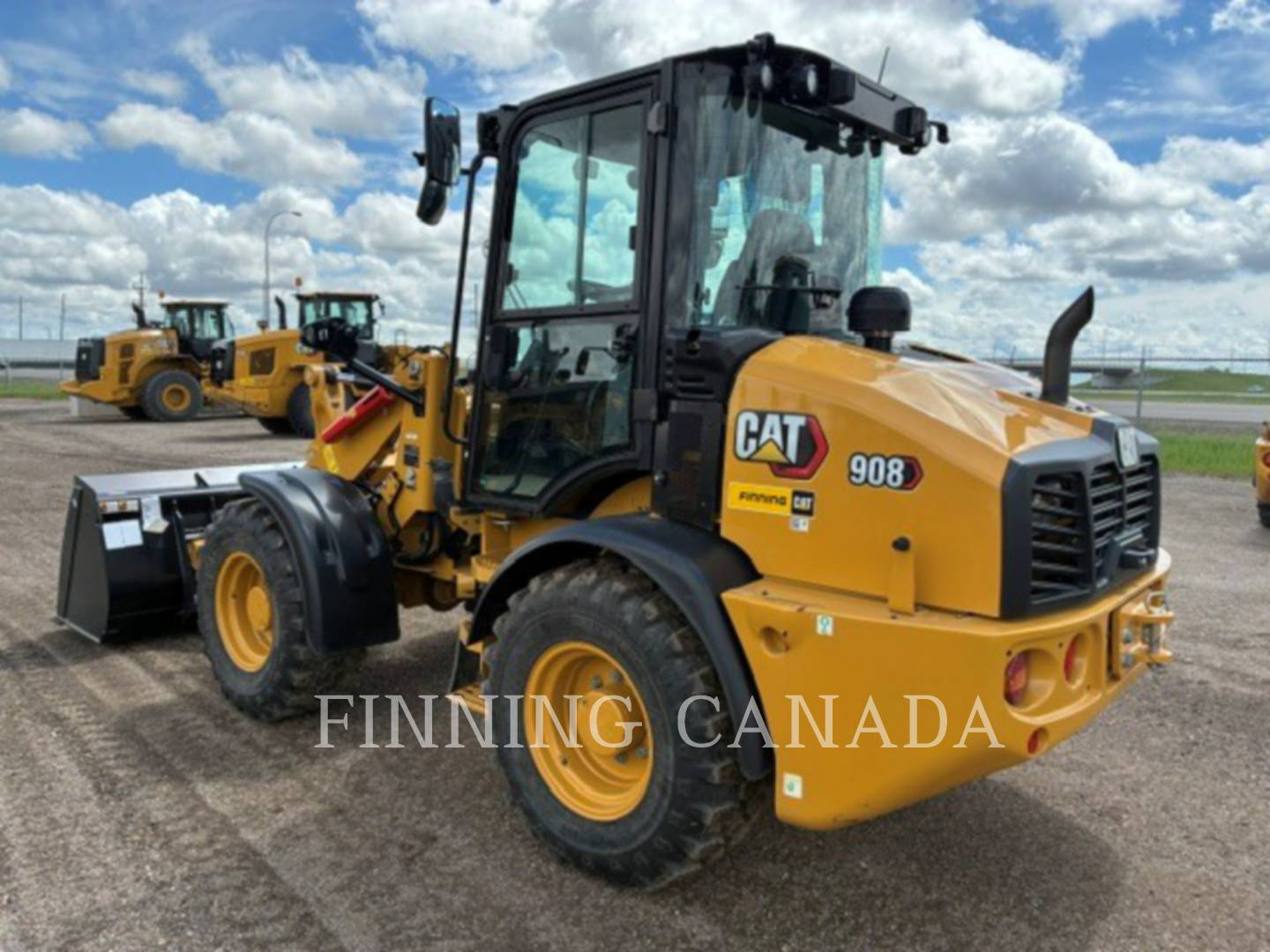 Cat 908-14, Wheel Loader, 811 hours, S/N: MZ801311, 2025 - Image 4