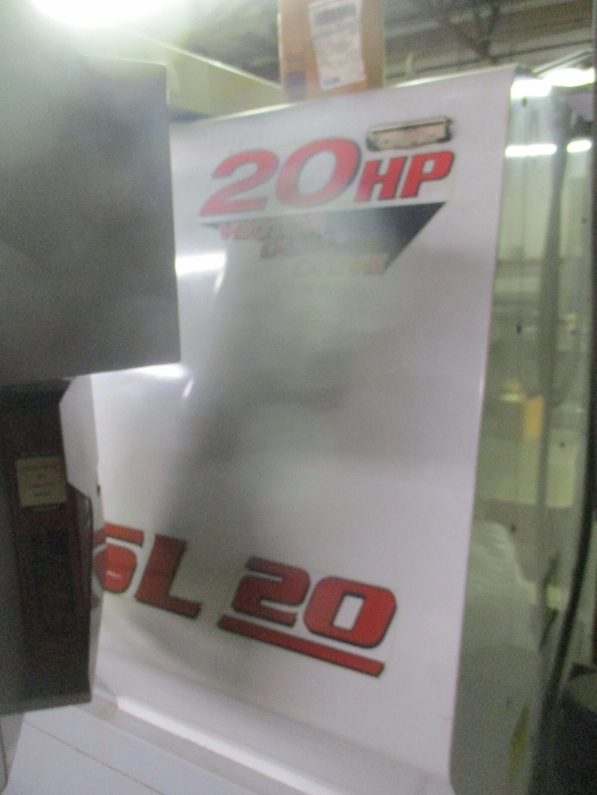 Haas #SL-20, CNC lathe, 23" swing, 8" chuck, 2" bar, 10.3" dia., 24" lgth, 20 HP, 4000 RPM, 3-phase - Image 6