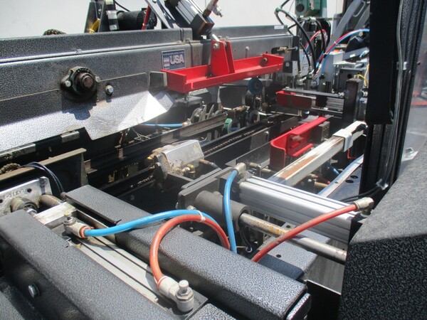 MARQ #HPE-NS, high-performance case erector, bottom sealer, continuous two stack feed hopper - Image 4