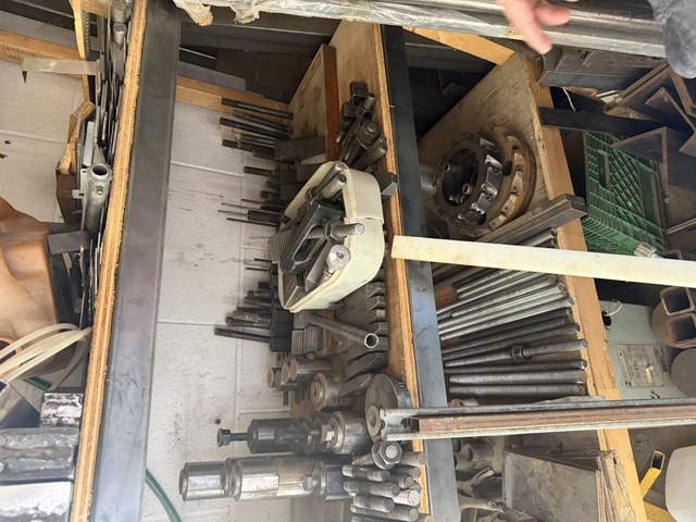 TOS #WH63, Table Type Horizontal Boring Mill, 39" X, 39" Y, 28" Z, 35" x 31" rotary table, 2.5" bore, 8 HP - Image 8