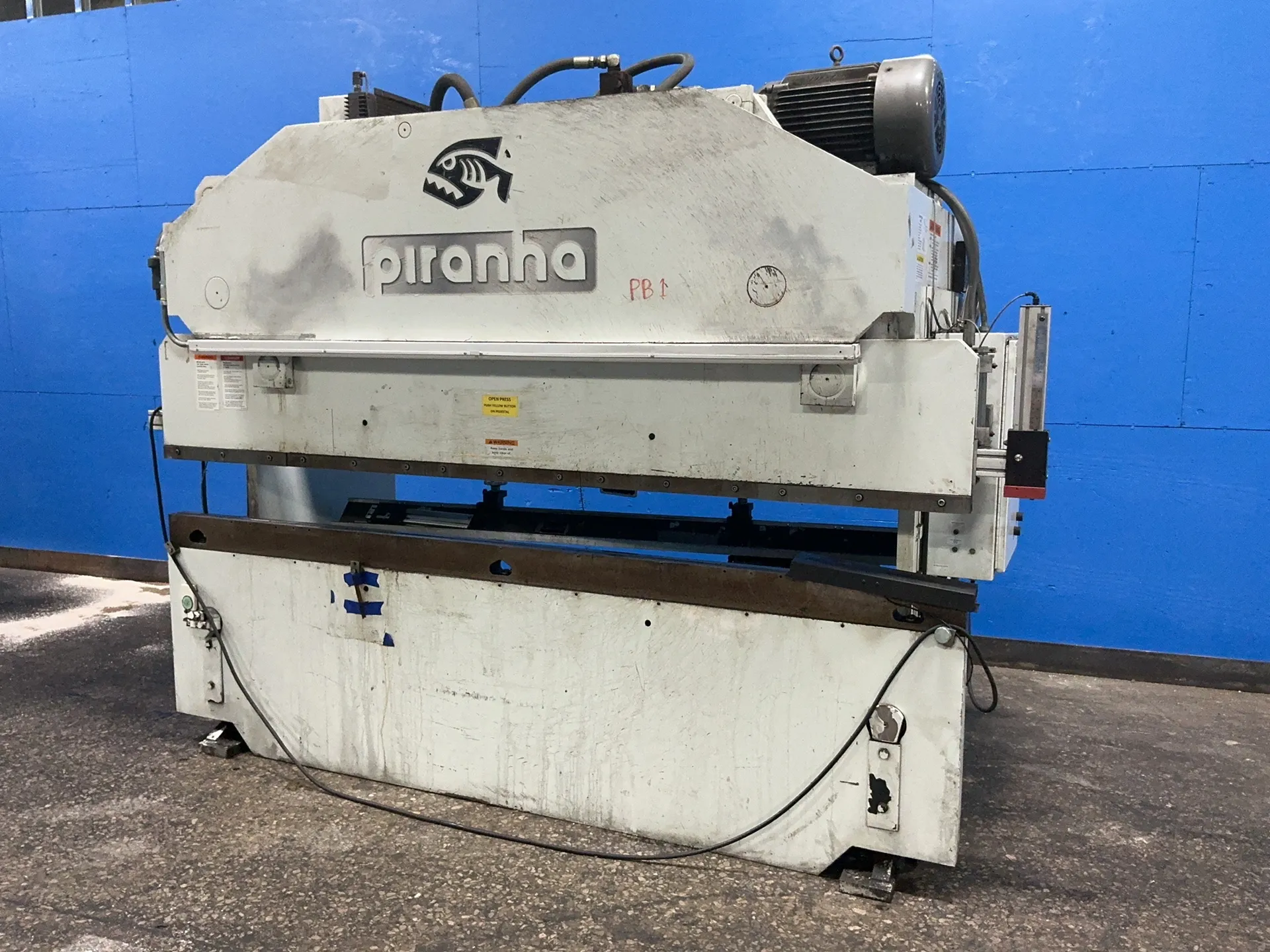 95 Ton, Piranha, hydraulic press brake, Hurco Autobend 7 control, light curtains, AS IS (2 available) - Image 1
