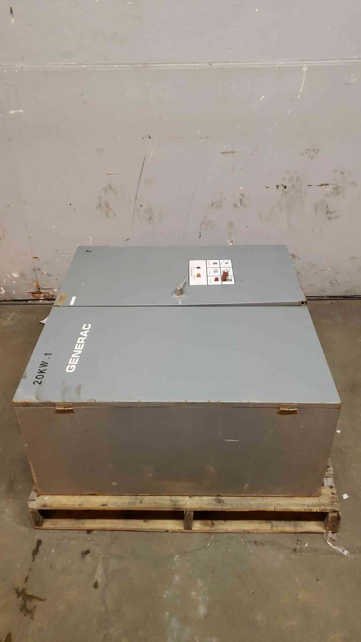225 Amp. Generac #BTS31120225EK, Automatic Transfer Switch, 1PH, 240 Volts - Image 1