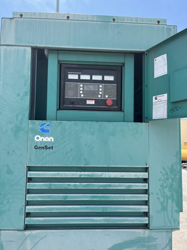 350 KW Cummins #DFCC, diesel generator set, 277/480 Volts, 638 hours, 1800 RPM, NTA-855-G3 engine - Image 8