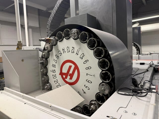 Haas #VF-2, Vertical Machining Center, 30" X, 16" Y, 20" Z, 36" x 14" table, 30 HP, 8,100 RPM, 24 automatic - Image 7