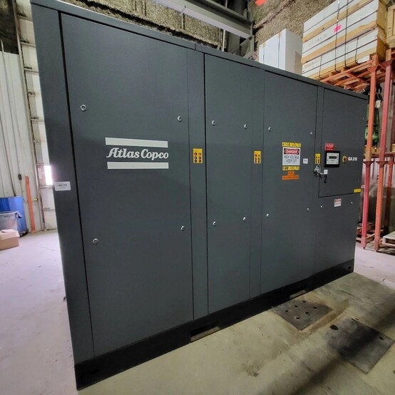 2013 cfm, 132 psig, Atlas Copco #GA315, Rotary Screw Air Compressor, 350 HP Siemens motor, 4160 Volt, 3PH, (2 - Image 8