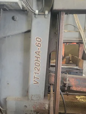 18" x 22" Hem #VT120HA-60, Vertical Bandsaw, Smart Control, 2 power vises, 7.5 HP, 1.25" x 16' 6" blade, 2007 - Image 3