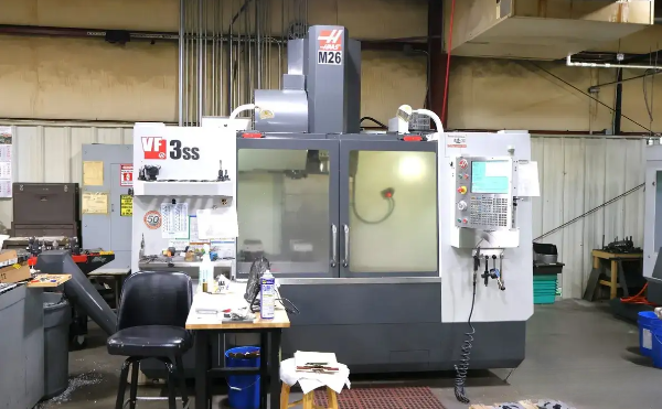 Haas #VF-3SS, vertical machining center, 40" X, 20" Y, 25" Z, 12000 RPM, 52" x18" table, 30 HP, 24 automatic - Image 1