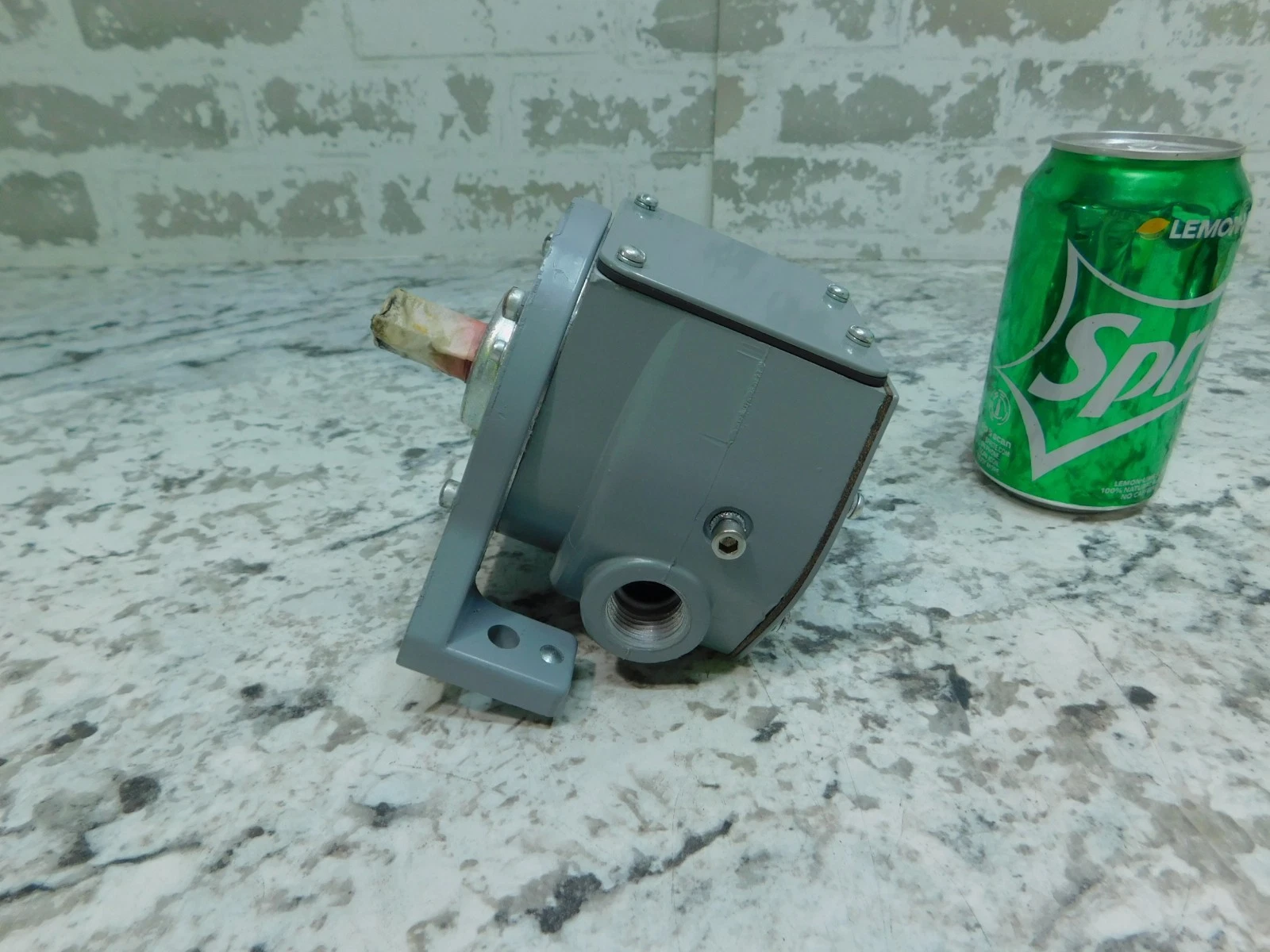 Allen-Bradley #808-J1, Speed Switch, Series F, 15-80 RPM, 1200 RPM Max, Unused - Image 3